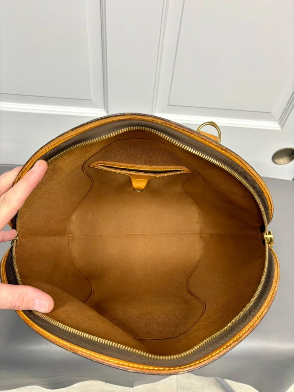 Vintage Louis Vuitton Ellipse MM Satchel Handbag Monogram Canvas